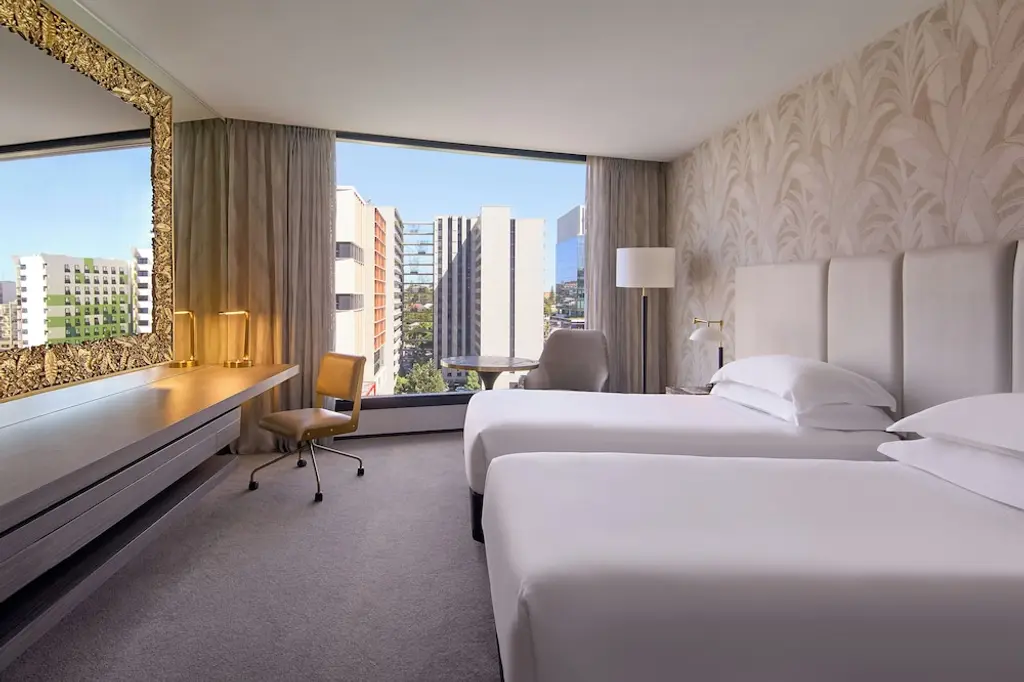 Emporium Hotel South Bank image 4