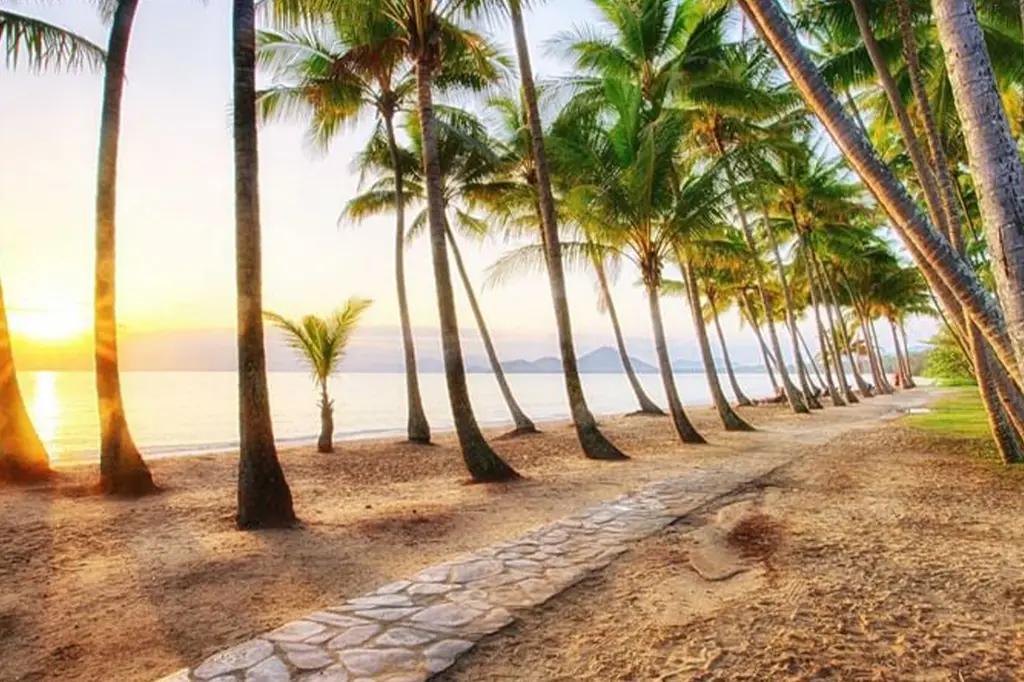 Pullman Palm Cove Sea Temple Resort and Spa image 7