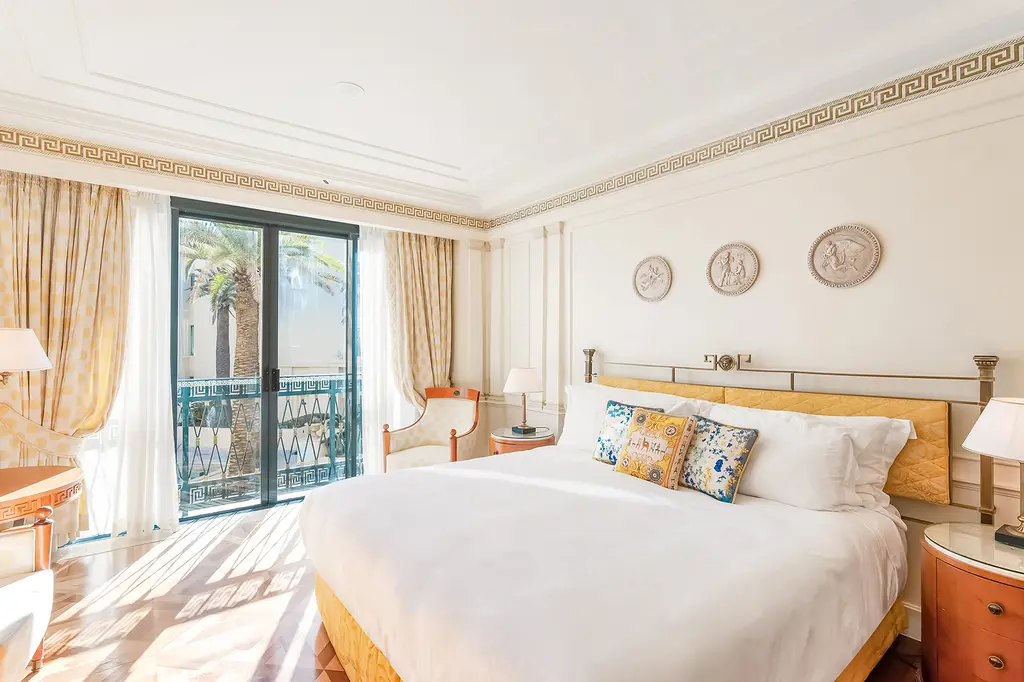 Imperial Hotel Gold Coast image 3