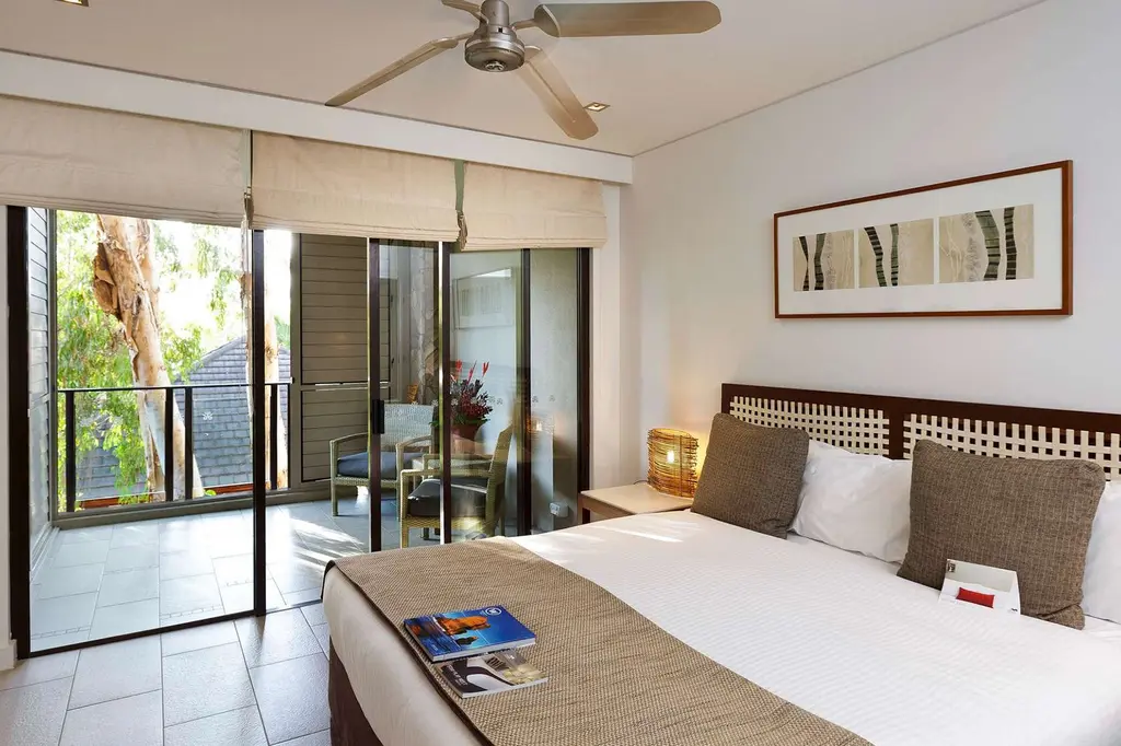 Pullman Palm Cove Sea Temple Resort and Spa image 3