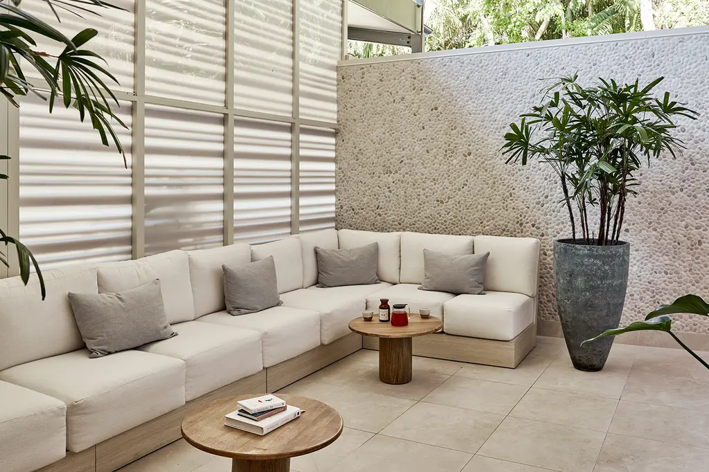 Crystalbrook Byron image 9