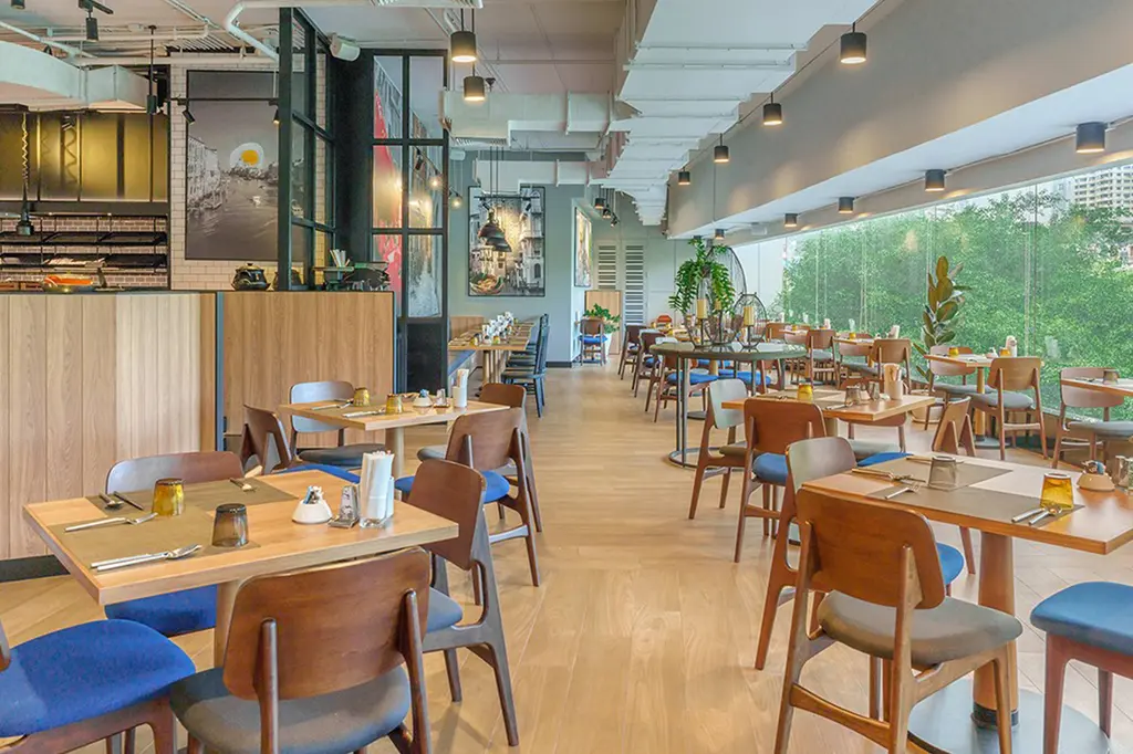 Pullman Bangkok Hotel G image 6