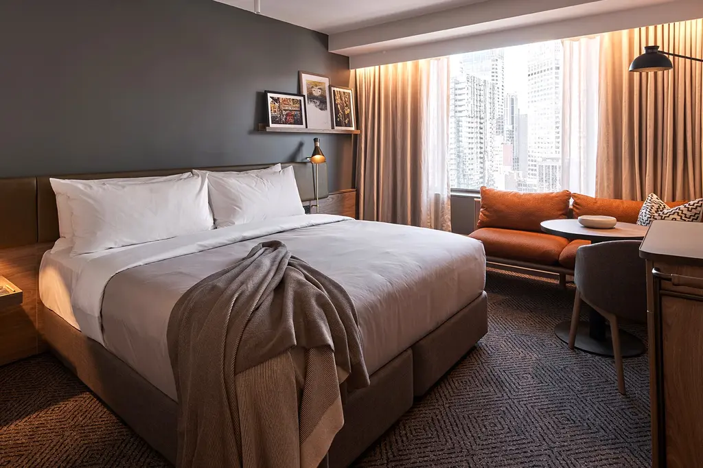 Rydges Melbourne image 3