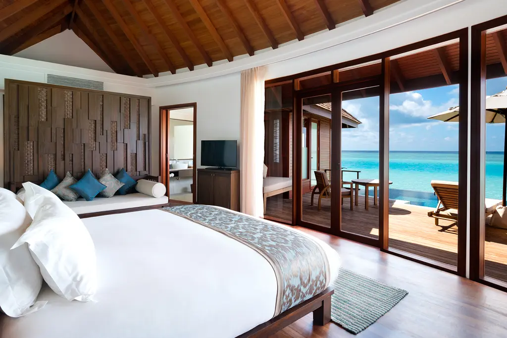 Anantara Dhigu Maldives Resort image 3