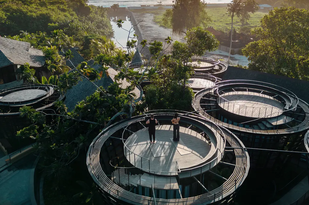 Canggu Cabana Beach Resort image 12