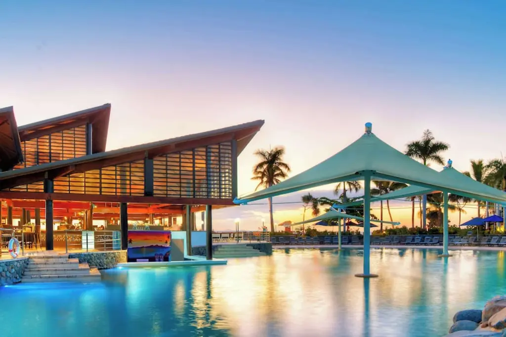 Radisson Blu Resort Fiji Denarau Island image 5