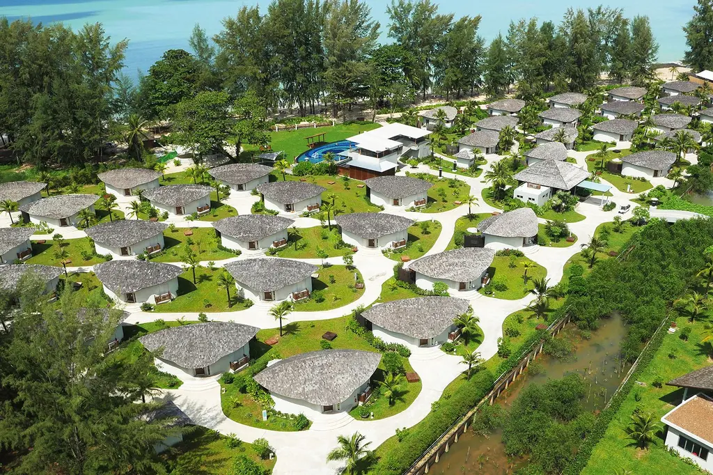 Mai Khao Lak Beach Resort & Spa image 15