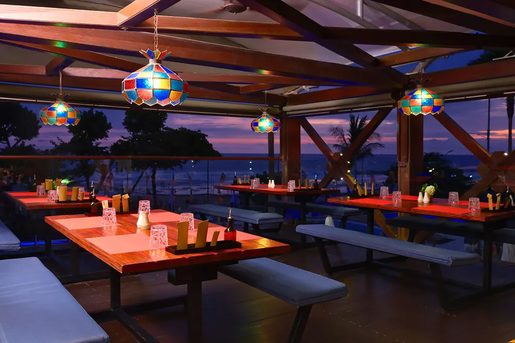 Double-Six Luxury Hotel image 13