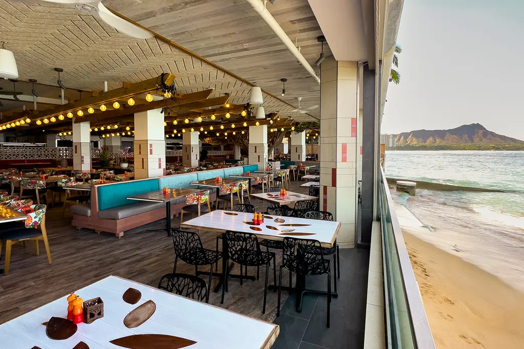 OUTRIGGER Reef Waikiki Beach Resort image 5