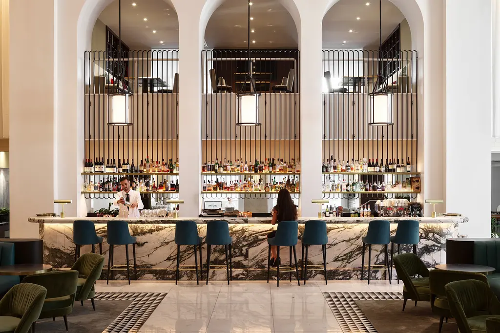 Swissôtel Sydney image 6