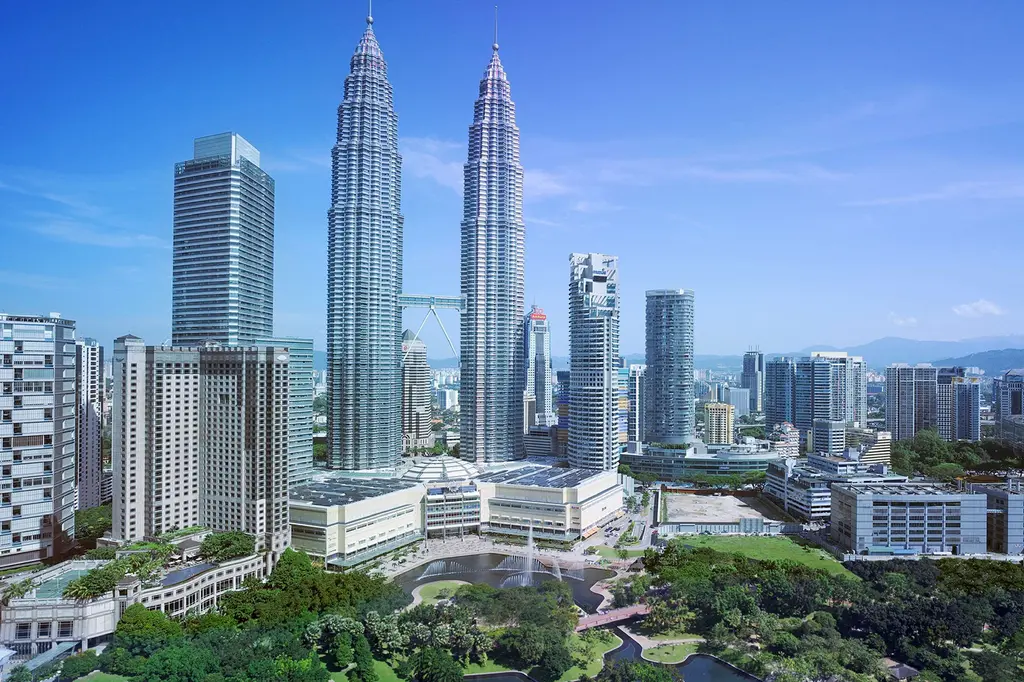 Traders Hotel Kuala Lumpur image 4