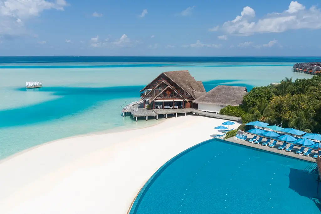 Anantara Dhigu Maldives Resort image 6