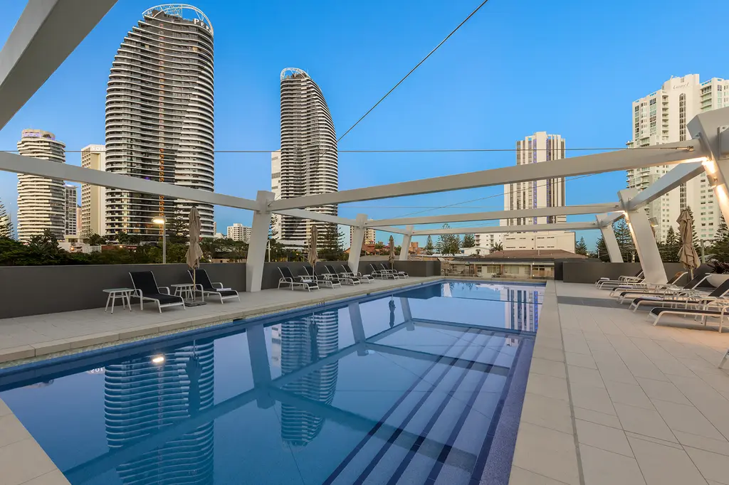 Avani Broadbeach Residences image 4