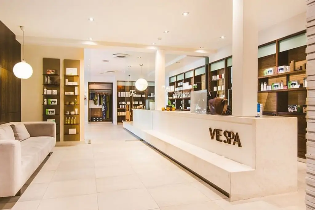 Pullman Palm Cove Sea Temple Resort and Spa image 9