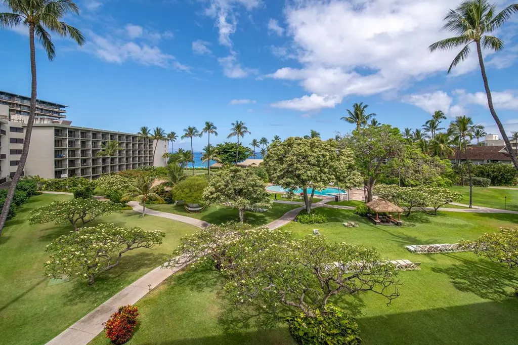 Outrigger Ka'anapali Beach Resort image 5