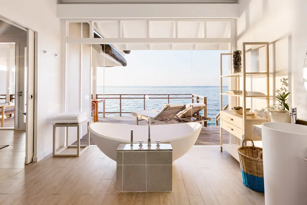 LUX* South Ari Atoll image 7