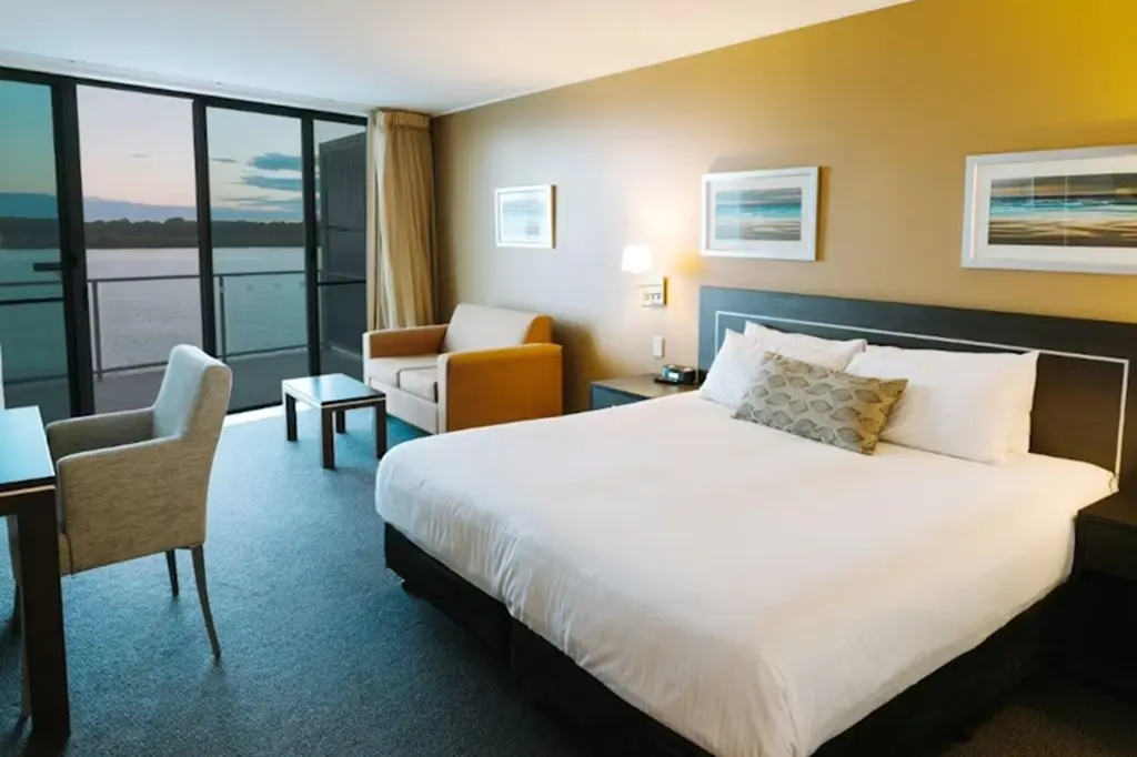 Ramada Hotel & Suites by Wyndham Ballina Byron image 3