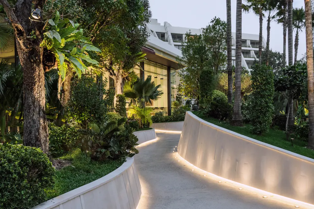 Mövenpick BDMS Wellness Resort Bangkok image 14