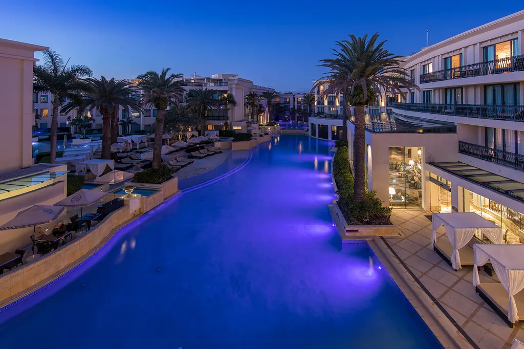 Imperial Hotel Gold Coast image 9