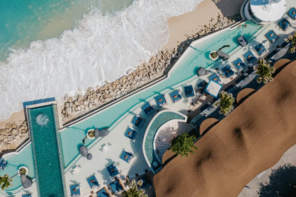 Canggu Cabana Beach Resort image 13