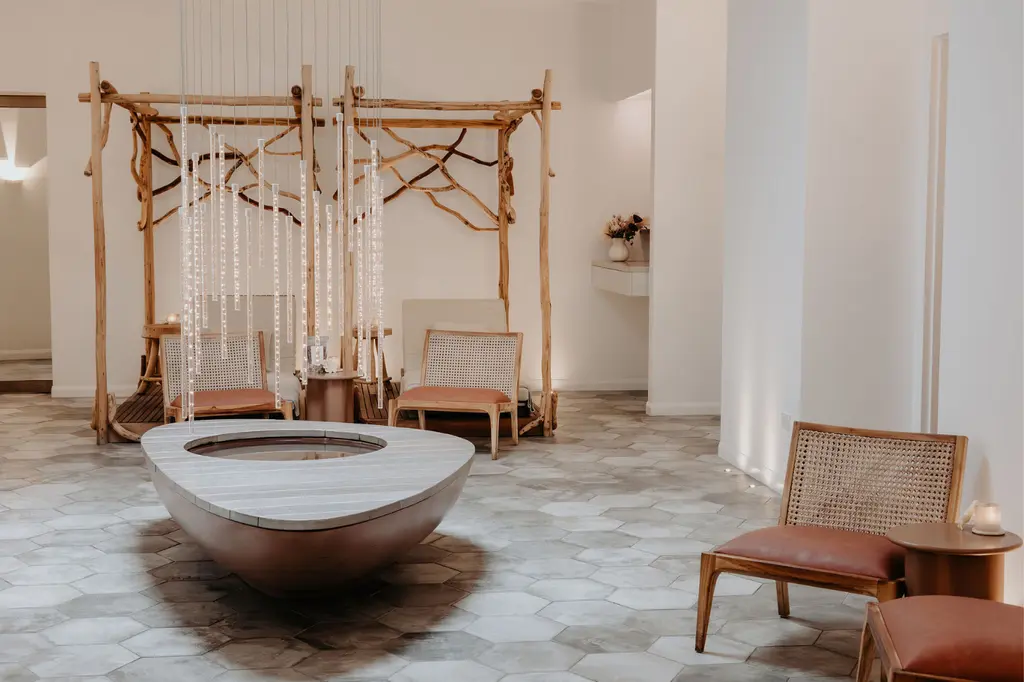 Elements of Byron image 10