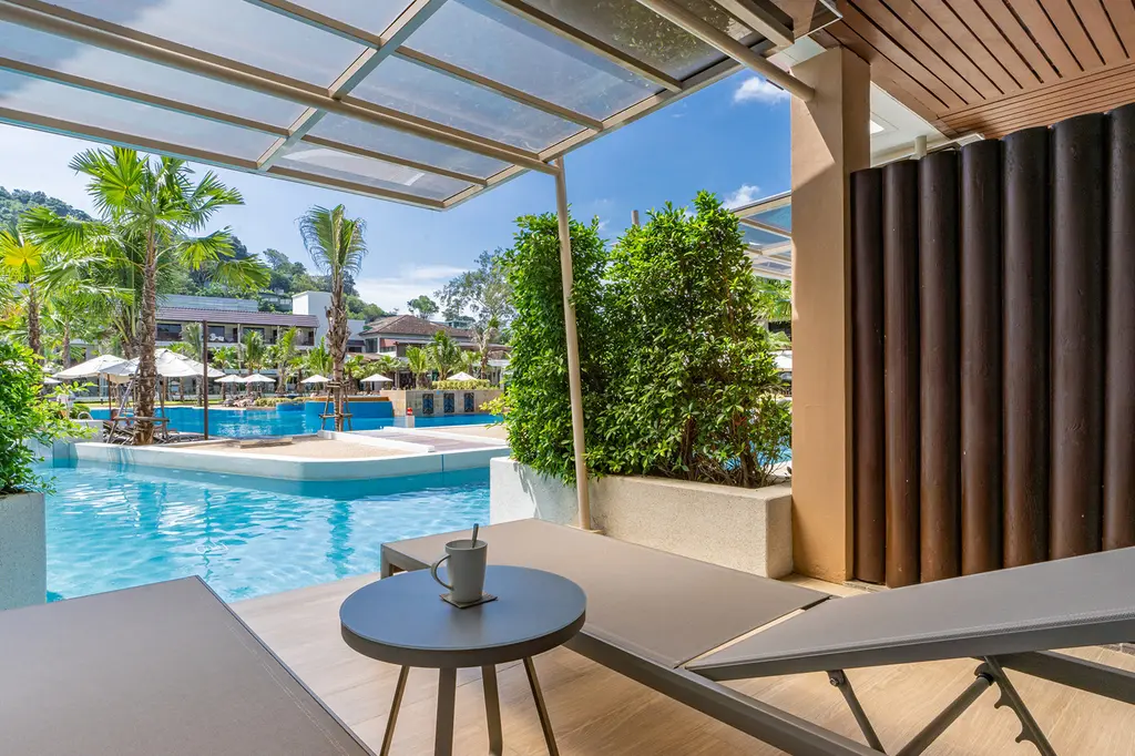 Katathani Phuket Beach Resort image 9