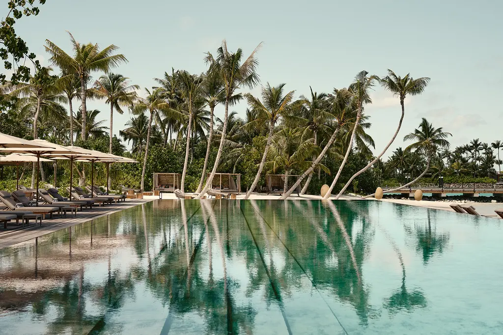 Patina Maldives image 2