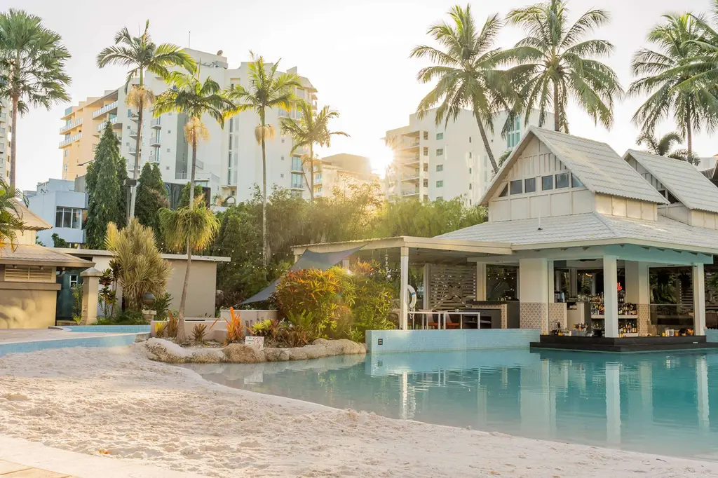 Novotel Cairns Oasis Resort image 6